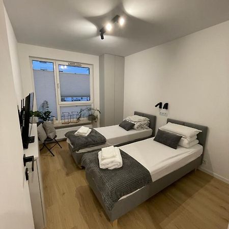 Apartament 4 Bed 2 Room วอร์ซอ ภายนอก รูปภาพ