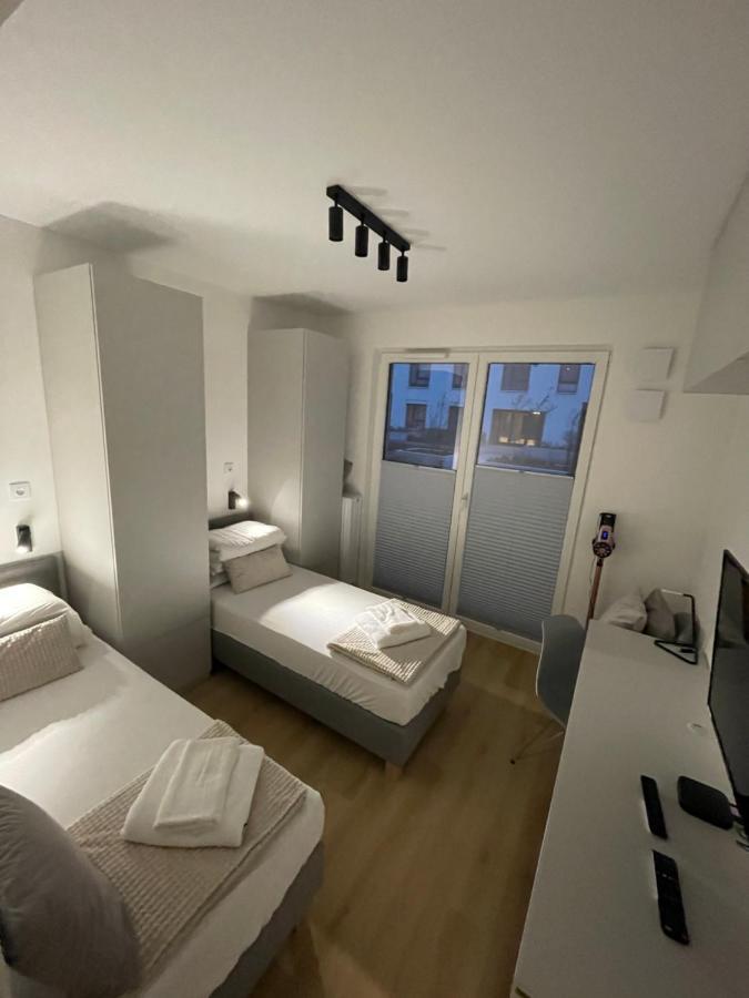 Apartament 4 Bed 2 Room วอร์ซอ ภายนอก รูปภาพ