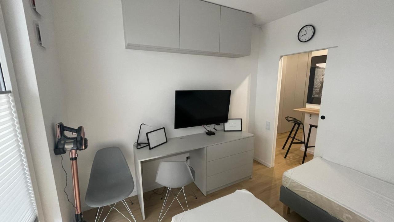 Apartament 4 Bed 2 Room วอร์ซอ ภายนอก รูปภาพ