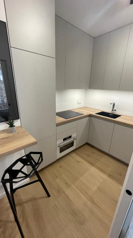 Apartament 4 Bed 2 Room วอร์ซอ ภายนอก รูปภาพ