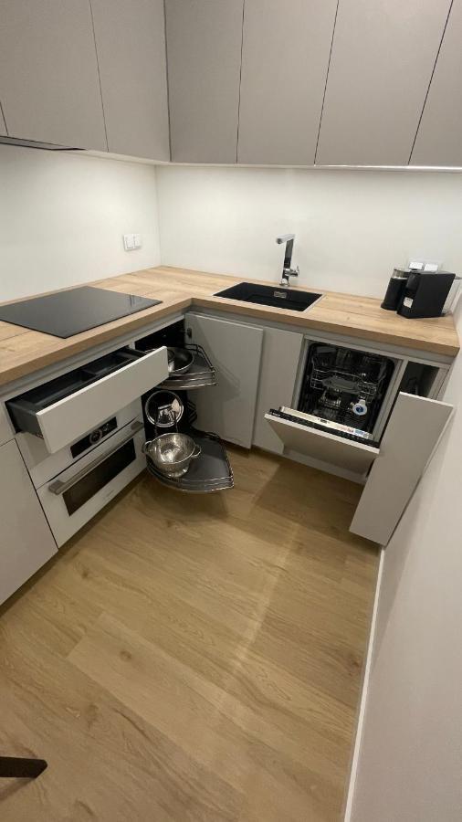 Apartament 4 Bed 2 Room วอร์ซอ ภายนอก รูปภาพ